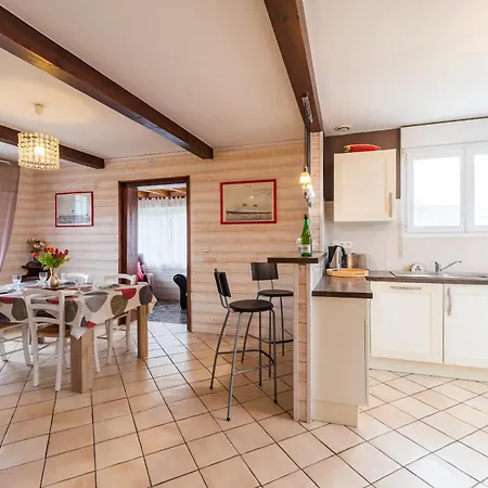 Douillet Et Reposant- Proche Plages Et Commerces Apartament *